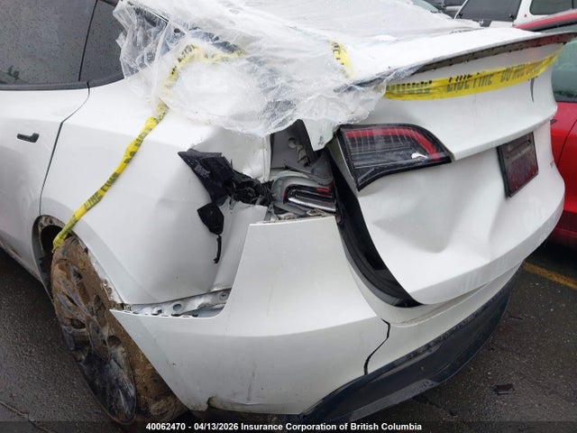 7SAYGDEF4PF684388 Tesla Model Y