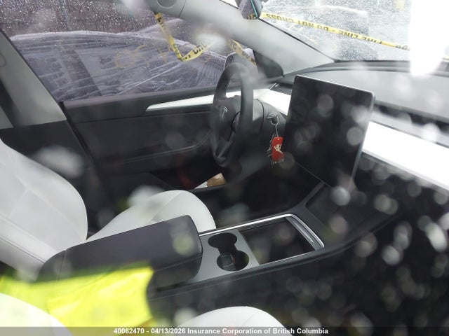 7SAYGDEF4PF684388 Tesla Model Y