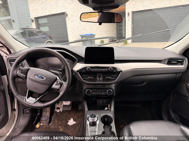 1FMCU9H62MUA72245 Ford ESCAPE SEL