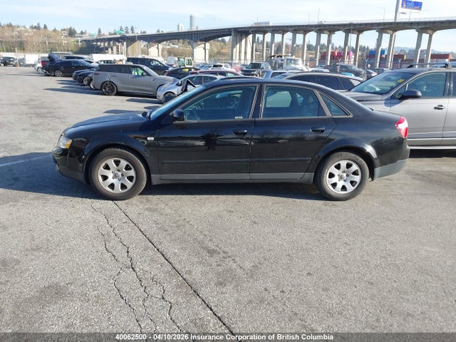2003 Audi A4 მანქანა იყიდება აუქციონზე, vin: WAUJC68EX3A398330, აუქციონის ნომერი: 40062500