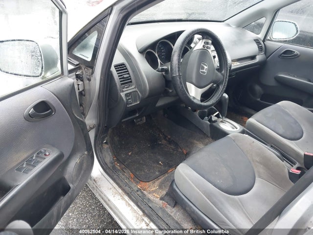 2007 Honda Fit მანქანა იყიდება აუქციონზე, vin: JHMGD384X7S821132, აუქციონის ნომერი: 40062504