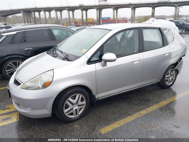 2007 Honda Fit მანქანა იყიდება აუქციონზე, vin: JHMGD384X7S821132, აუქციონის ნომერი: 40062504