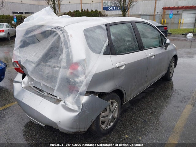 2007 Honda Fit მანქანა იყიდება აუქციონზე, vin: JHMGD384X7S821132, აუქციონის ნომერი: 40062504