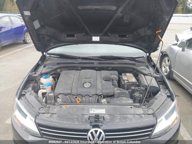 40062527 :رقم المزاد ، 3VWDX7AJ3CM302460 vin ، 2012 Volkswagen Jetta مزاد بيع