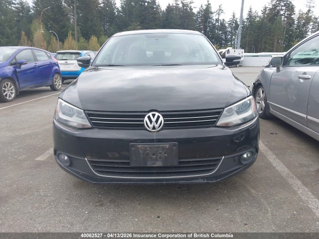 40062527 :رقم المزاد ، 3VWDX7AJ3CM302460 vin ، 2012 Volkswagen Jetta مزاد بيع
