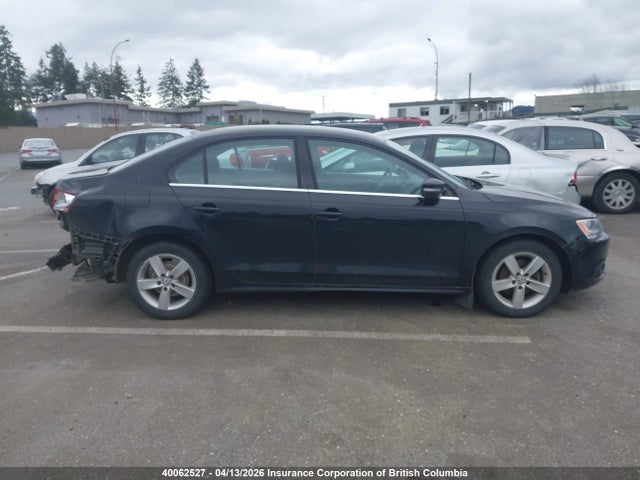 40062527 :رقم المزاد ، 3VWDX7AJ3CM302460 vin ، 2012 Volkswagen Jetta مزاد بيع
