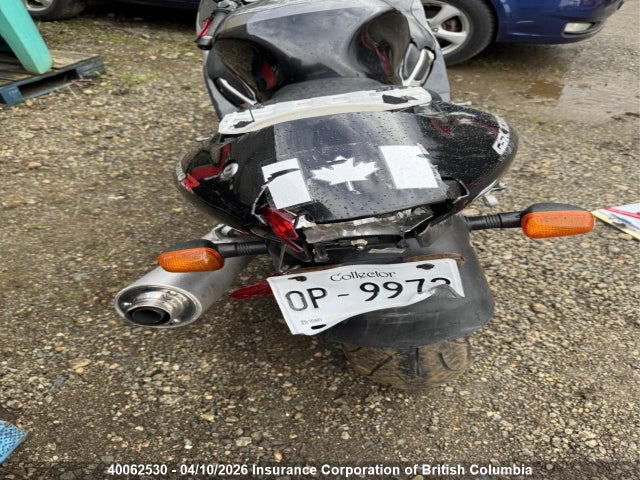 Aukcja sprzedaży 1999 Suzuki Gsx1300 R, vin: JS1GW71A3X2101474, numer aukcji: 40062530