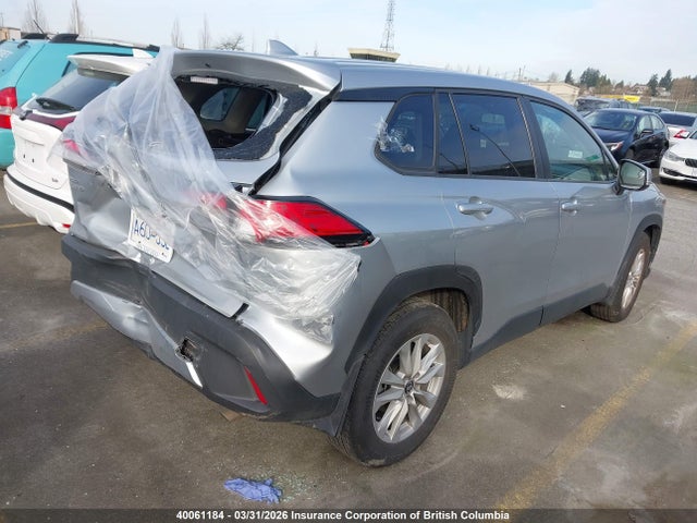 2022 Toyota Corolla Cross Le მანქანა იყიდება აუქციონზე, vin: 7MUCAABG3NV042120, აუქციონის ნომერი: 40061184