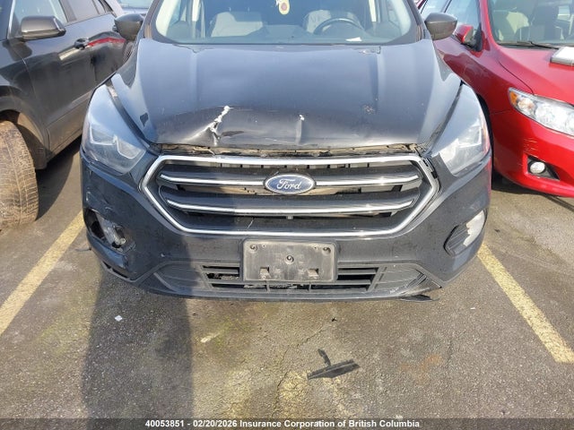 1FMCU9GD7KUB72404 Ford ESCAPE SE
