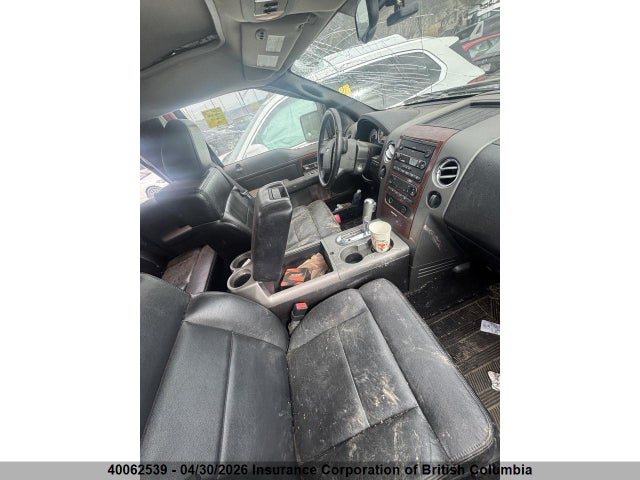 40062539 :رقم المزاد ، 1FTPX14585FB14547 vin ، 2005 Ford F150 مزاد بيع