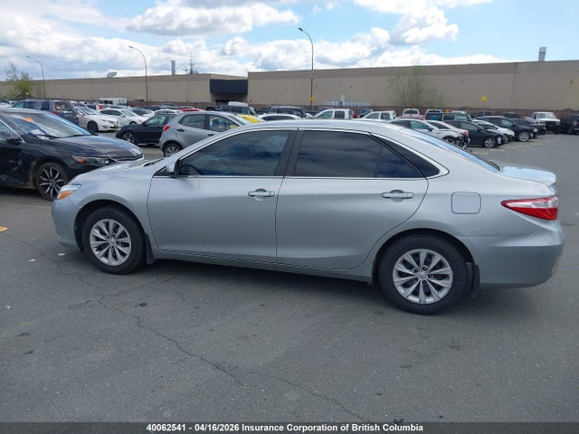 2016 Toyota Camry მანქანა იყიდება აუქციონზე, vin: 4T1BF1FK4GU594547, აუქციონის ნომერი: 40062541