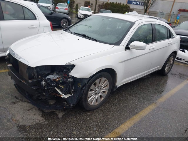 Aukcja sprzedaży 2013 Chrysler 200, vin: 1C3CCBAB8DN533338, numer aukcji: 40062547