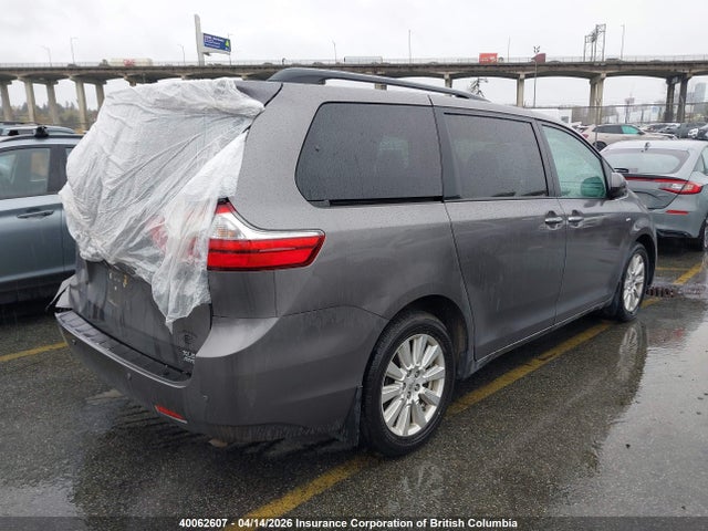 5TDDZ3DC1HS148406 Toyota Sienna Xle/limited