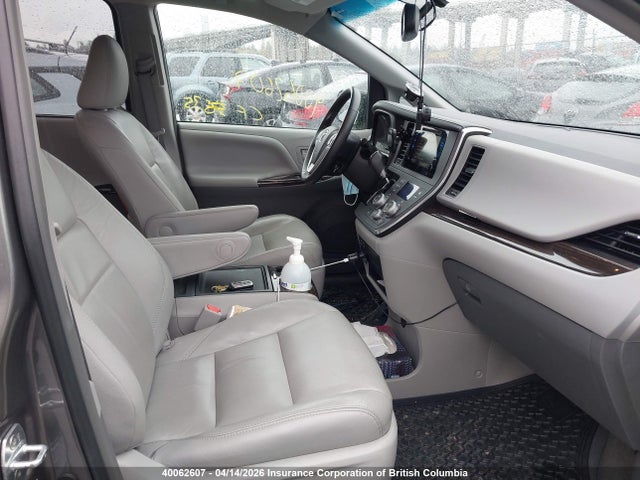 5TDDZ3DC1HS148406 Toyota Sienna Xle/limited