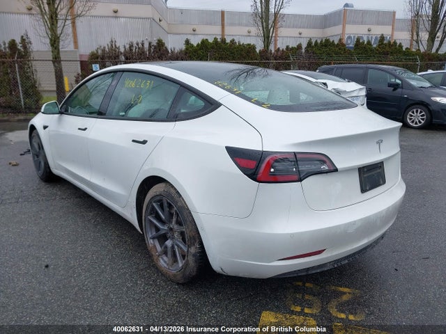 40062631 :رقم المزاد ، 5YJ3E1EA9NF361919 vin ، 2022 Tesla Model 3 مزاد بيع