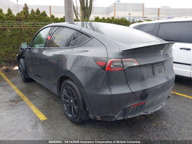 Продажа на аукционе авто 2024 Tesla Model Y, vin: 7SAYGDEDXRF015026, номер лота: 40062653