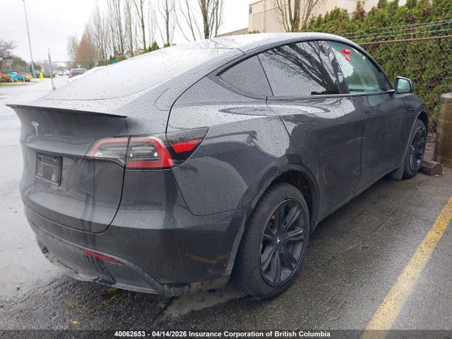Продажа на аукционе авто 2024 Tesla Model Y, vin: 7SAYGDEDXRF015026, номер лота: 40062653