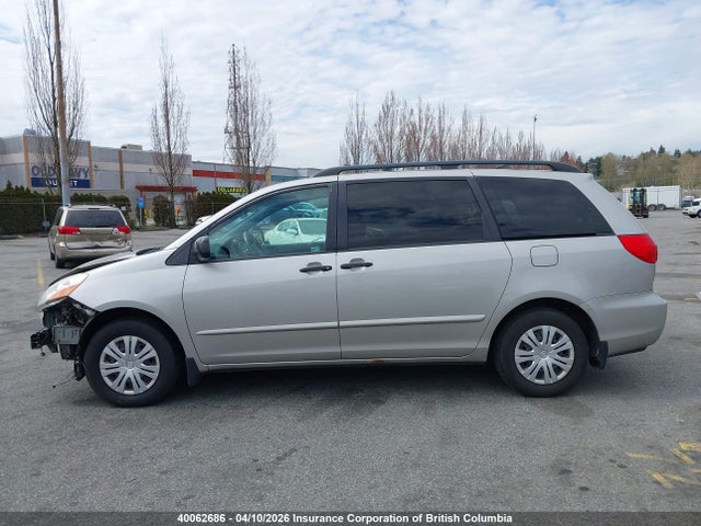 40062686 :رقم المزاد ، 5TDZK4CC9AS310905 vin ، 2010 Toyota Sienna Ce 7 Passenger مزاد بيع