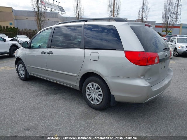 40062686 :رقم المزاد ، 5TDZK4CC9AS310905 vin ، 2010 Toyota Sienna Ce 7 Passenger مزاد بيع