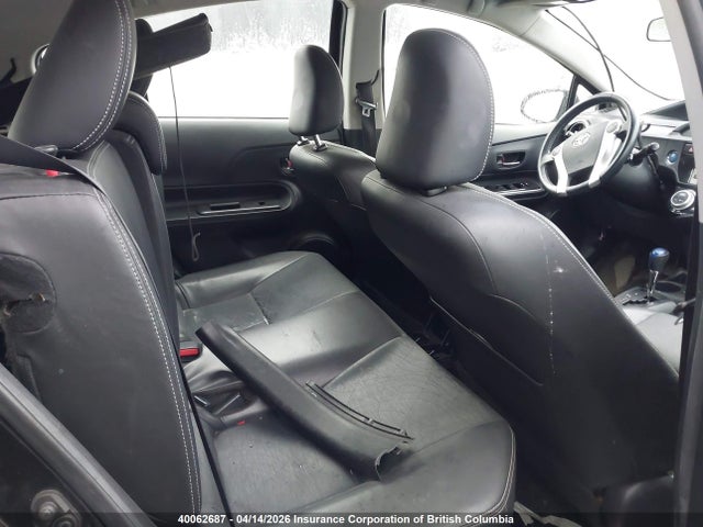 JTDKDTB37G1118752 Toyota Prius