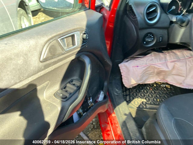 Продажа на аукционе авто 2015 Ford Fiesta Se, vin: 3FADP4EJ9FM131526, номер лота: 40062759