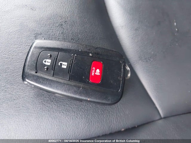 JTDL9RFUXK3003619 Toyota Prius