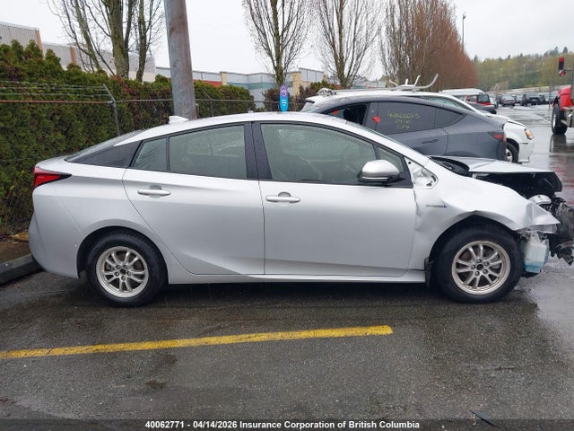 JTDL9RFUXK3003619 Toyota Prius