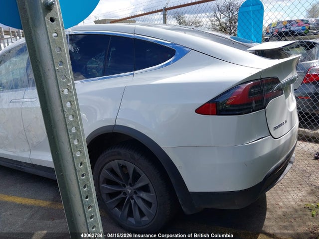 5YJXCBE22HF057180 Tesla Model X Awd/standard Range
