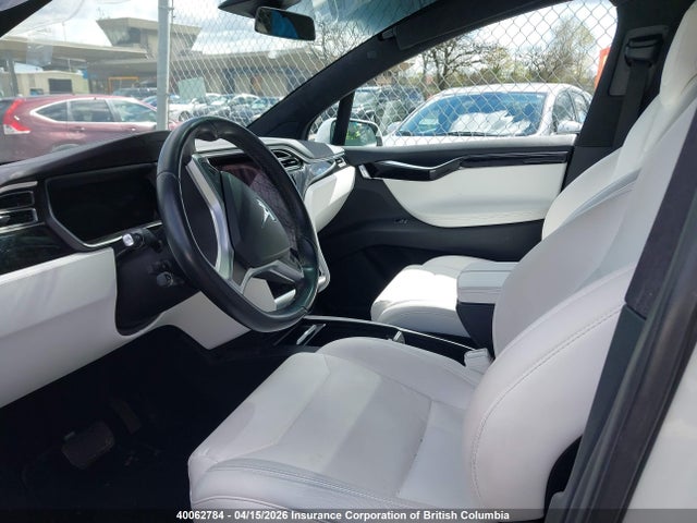 5YJXCBE22HF057180 Tesla Model X Awd/standard Range