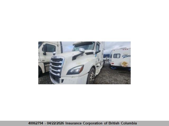 Freightliner New Cascadia 126 2018 3AKJHHDR8JSJX5677 Image 2