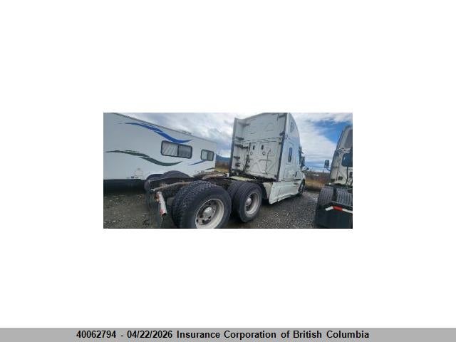 Freightliner New Cascadia 126 2018 3AKJHHDR8JSJX5677 Image 4
