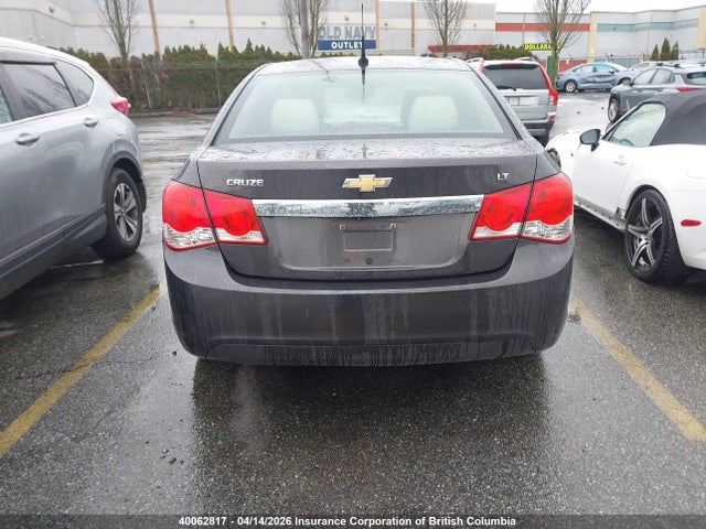 1G1PE5SB2E7437744 Chevrolet Cruze