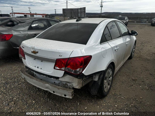 1G1PC5SB1F7133585 Chevrolet Cruze