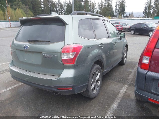 40062838 :رقم المزاد ، JF2SJCTC6GH481558 vin ، 2016 Subaru Forester 2.5i Touring مزاد بيع