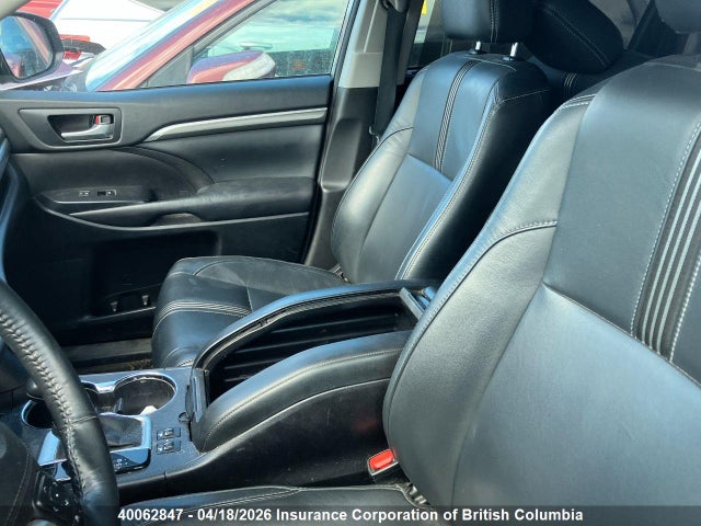 2018 Toyota Highlander Se/xle მანქანა იყიდება აუქციონზე, vin: 5TDJZRFH2JS523725, აუქციონის ნომერი: 40062847