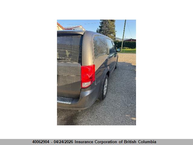 2C4RDGBG4FR611677 Dodge Grand Caravan Se
