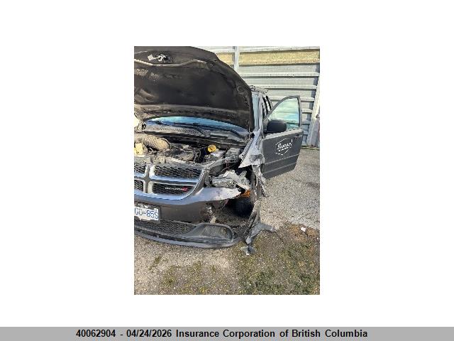 2C4RDGBG4FR611677 Dodge Grand Caravan Se
