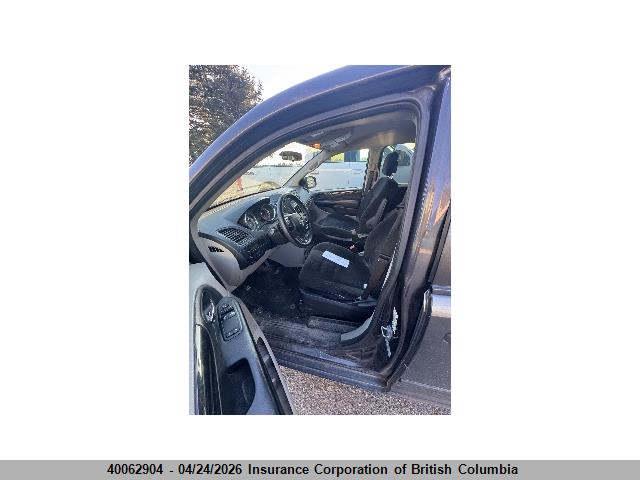 2C4RDGBG4FR611677 Dodge Grand Caravan Se