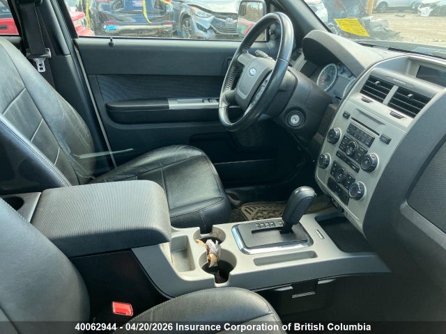 Продажа на аукционе авто 2010 Ford Escape Xlt, vin: 1FMCU9DG5AKC92954, номер лота: 40062944