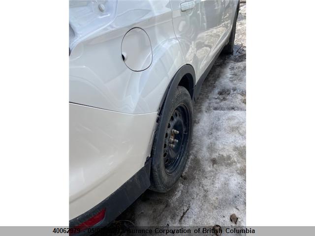 1FMCU9J9XFUB43814 Ford Escape Titanium