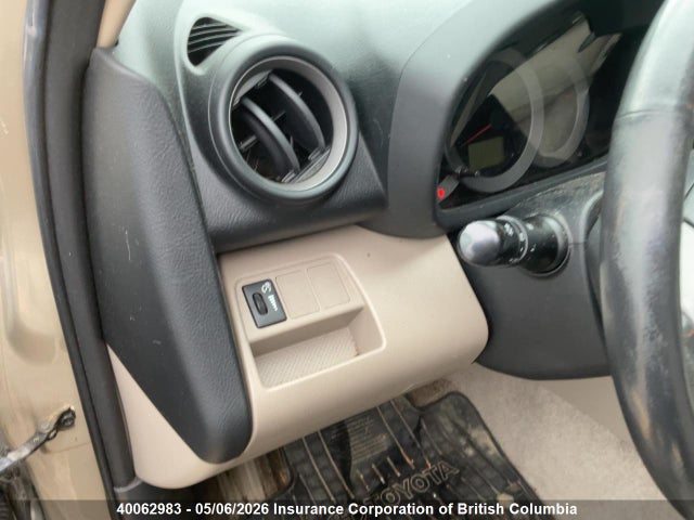 40062983 :رقم المزاد ، JTMBD31V465027724 vin ، 2006 Toyota Rav4 مزاد بيع