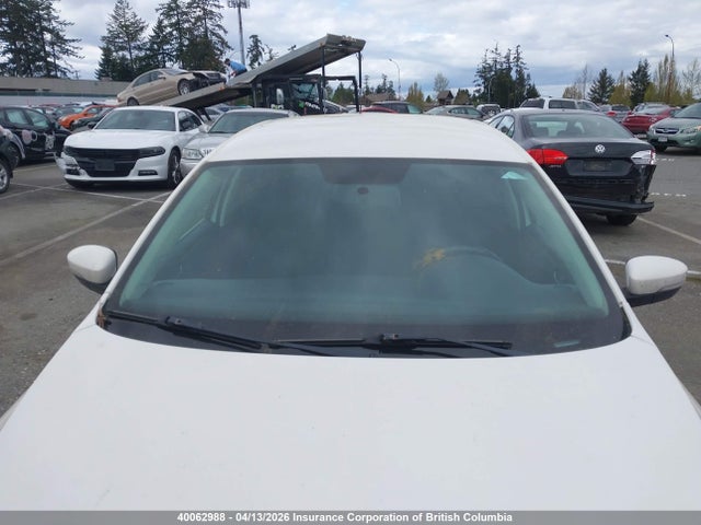 40062988 :رقم المزاد ، 3VWDL7AJ4DM365774 vin ، 2013 Volkswagen Jetta مزاد بيع