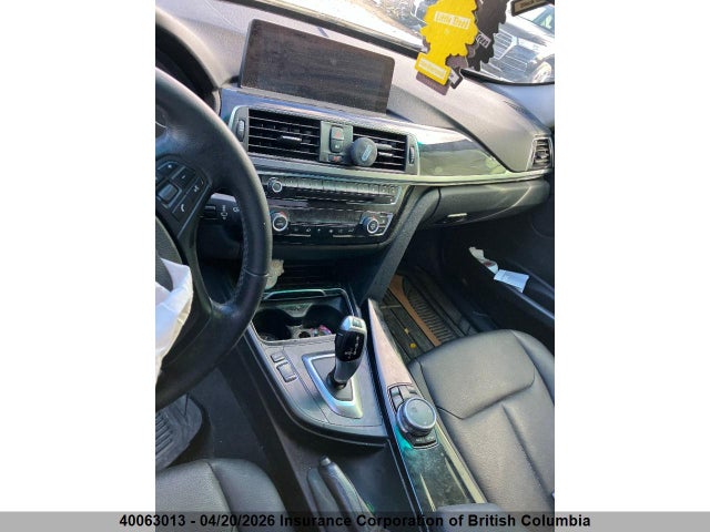 Aukcja sprzedaży 2016 Bmw 320i, vin: WBA8A3C59GK689752, numer aukcji: 40063013