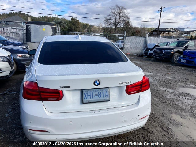 Aukcja sprzedaży 2016 Bmw 320i, vin: WBA8A3C59GK689752, numer aukcji: 40063013