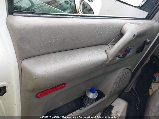 40058620 :رقم المزاد ، 1GTDM19X74B507922 vin ، 2004 Gmc Safari Xt مزاد بيع