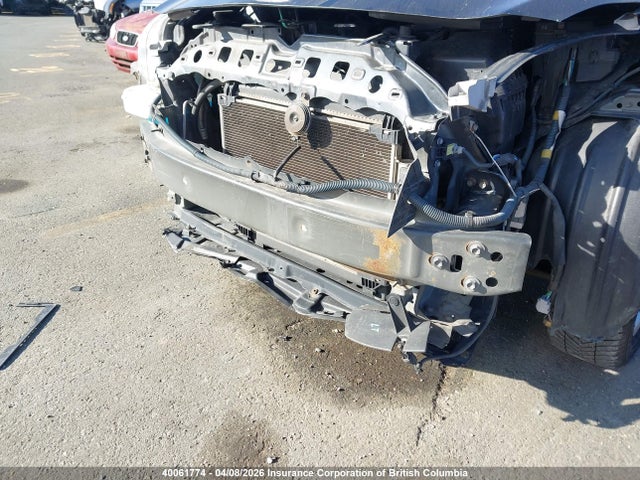 2012 Toyota Yaris მანქანა იყიდება აუქციონზე, vin: JTDBT4K31CL041576, აუქციონის ნომერი: 40061774