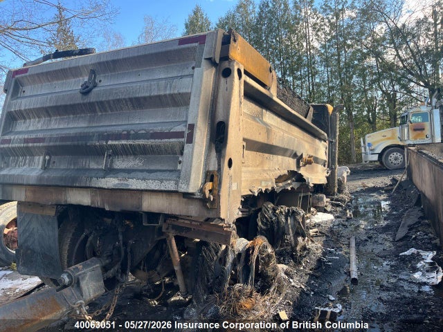 Aukcja sprzedaży 2004 Volvo Vhd, vin: 4V5KC9GH44N351714, numer aukcji: 40063051