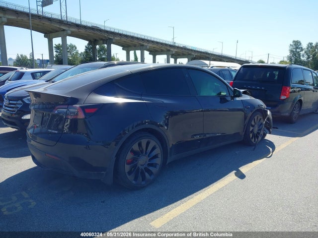 Продаж на аукціоні авто 2024 Tesla Model Y Performance, vin: LRWYGDEF4RC672073, номер лоту: 40060324