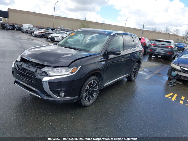 JA4J24A54JZ614217 Mitsubishi Outlander Se/gt