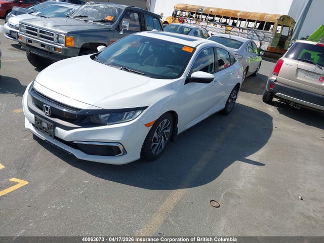 Honda Civic 2019 2HGFC2F72KH008974 Image 2